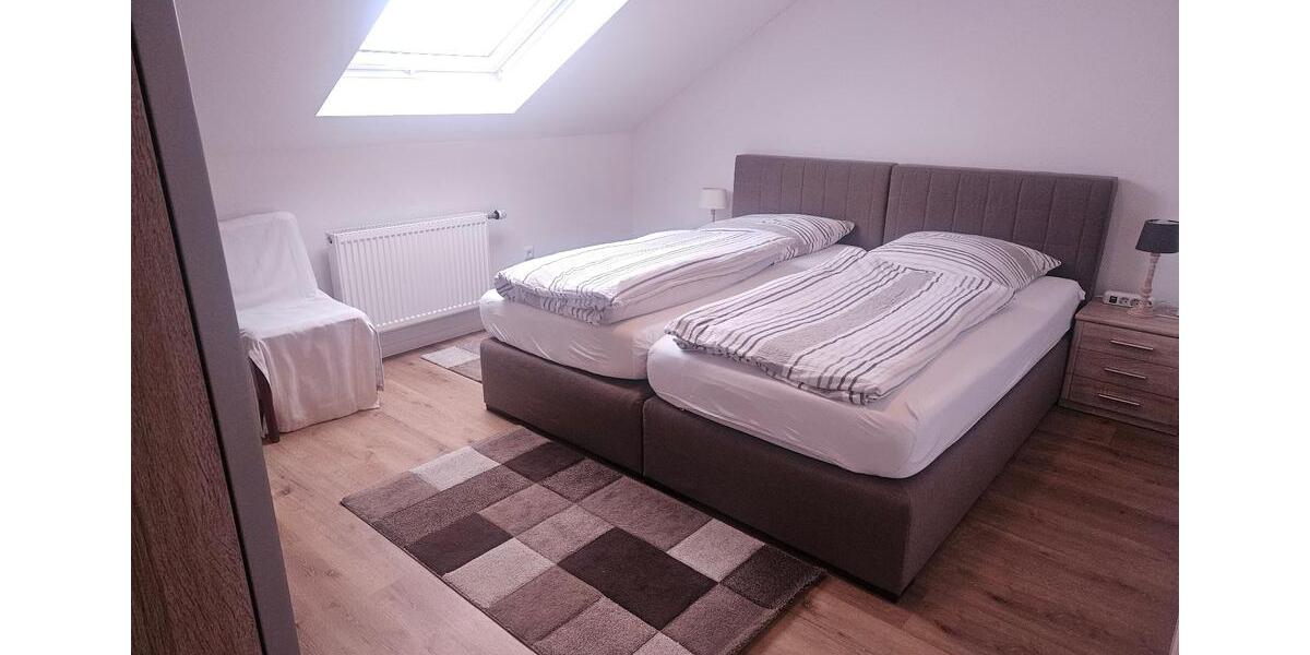 Etagenwohnung Schalksmühle - 5 Zimmer, 130 m&sup2;, 990&euro; | Angebot:26459596