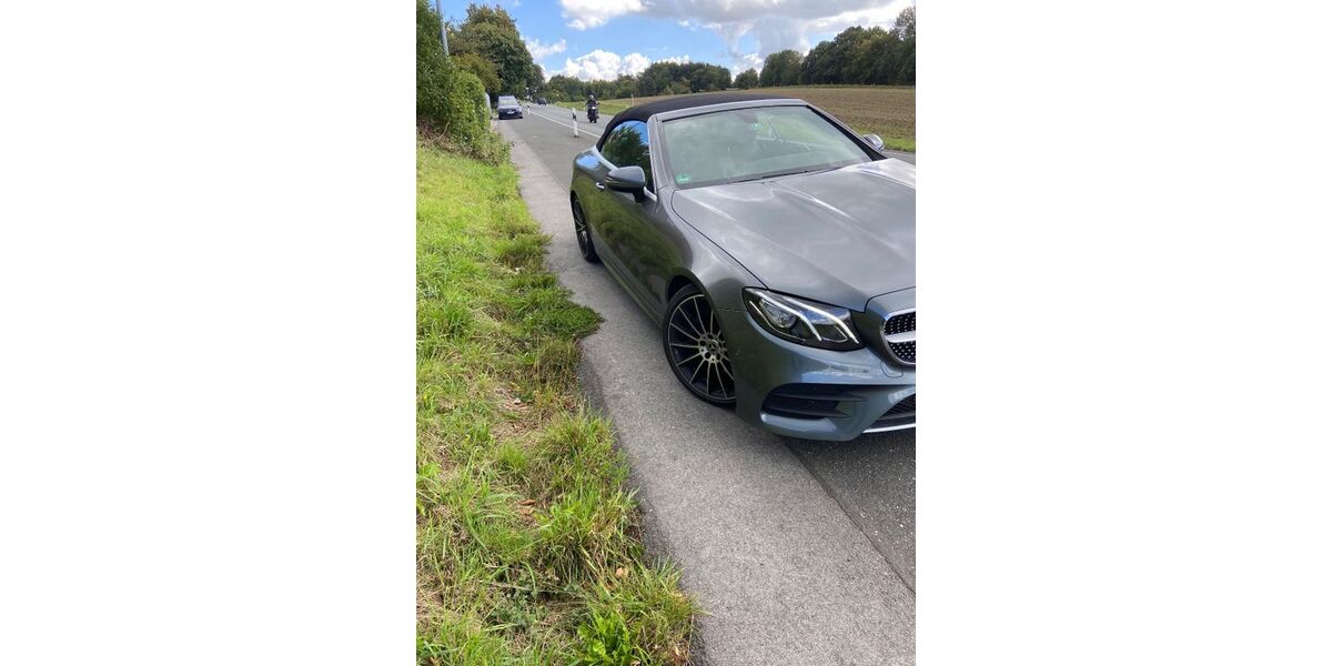 Mercedes-Benz 200 94.000 km 29.000 &euro; Hückeswagen 42499