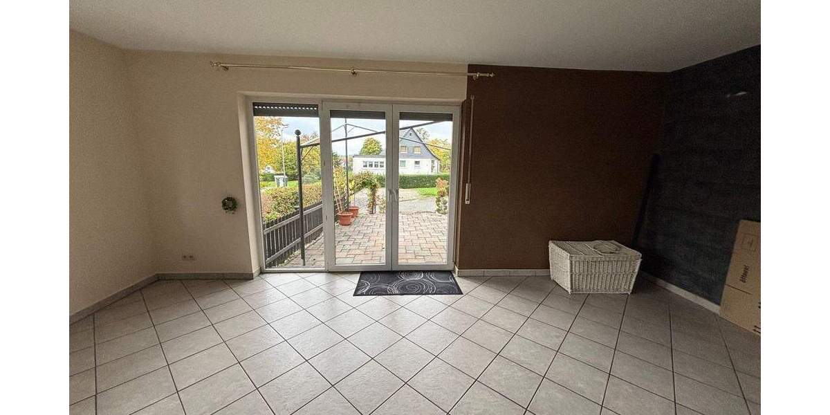 Doppelhaushälfte Reichshof Berghausen - 4 Zimmer, 145 m&sup2;, 279.000&euro; | Angebot:25796670