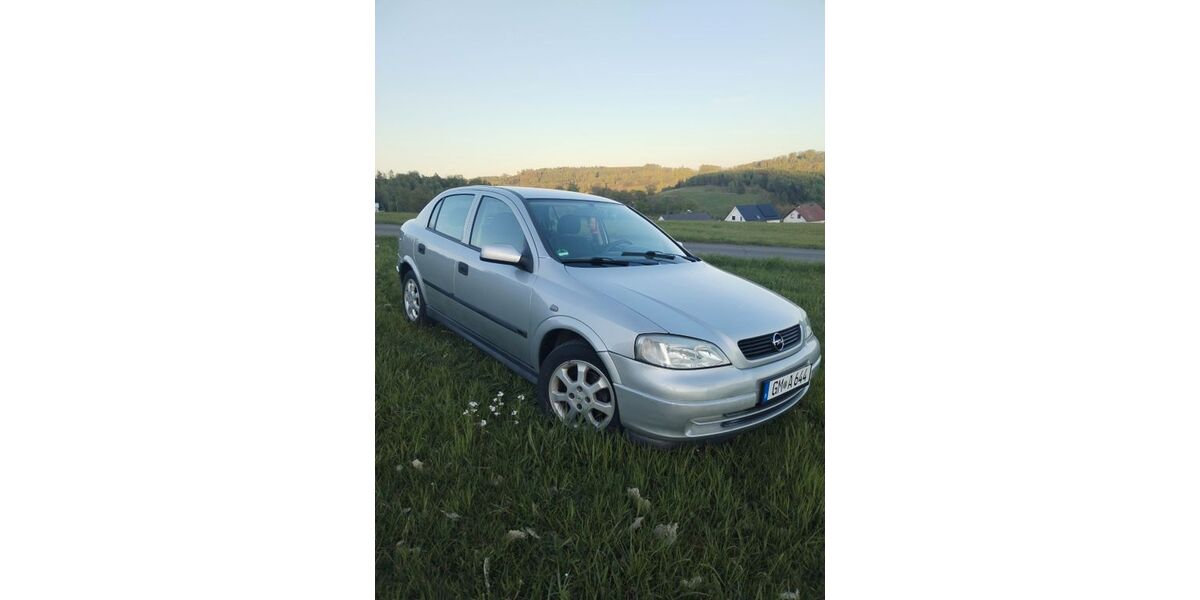 Opel Astra 147.700 km 2.500 &euro; Gummersbach 51647