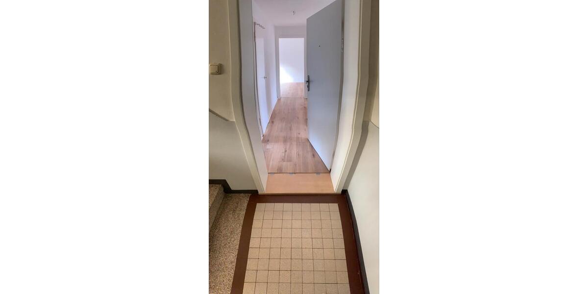 Etagenwohnung Hagen Hohenlimburg - 2 Zimmer, 55 m&sup2;, 395&euro; | Angebot:26083835
