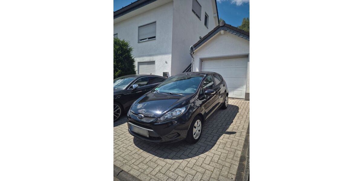 Ford Fiesta 163.500 km 2.490 &euro; Gummersbach 51643