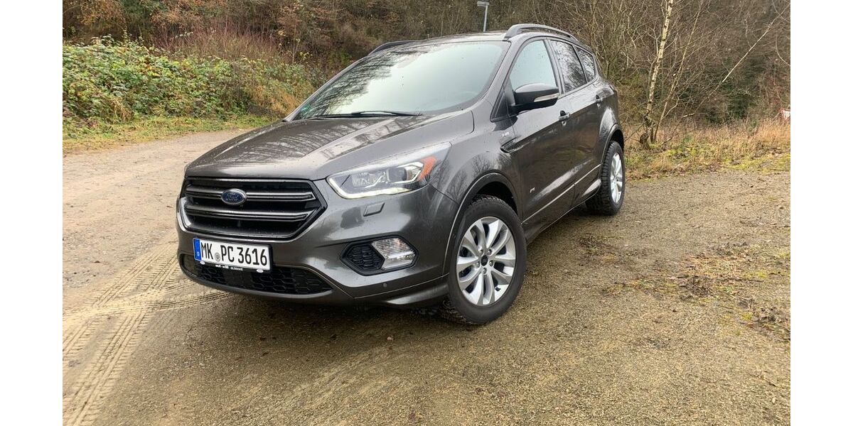Ford Kuga 144.000 km 12.499 &euro; Iserlohn 58638