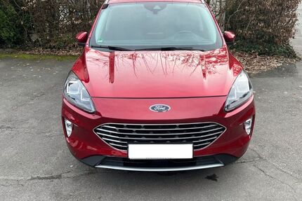 Ford Kuga 42.000 km 15.999 &euro; Altena 58762