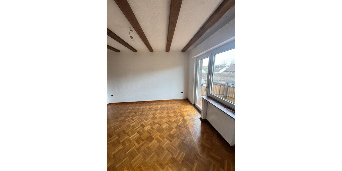 Doppelhaushälfte Sundern (Sauerland) - 4.5 Zimmer, 200 m&sup2;, 920&euro; | Angebot:25935964