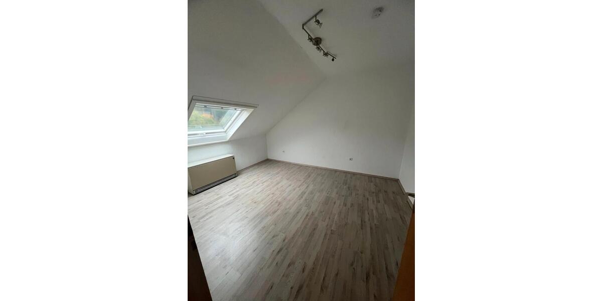 Etagenwohnung Lüdenscheid Brügge - 3 Zimmer, 70 m&sup2;, 490&euro; | Angebot:26678006