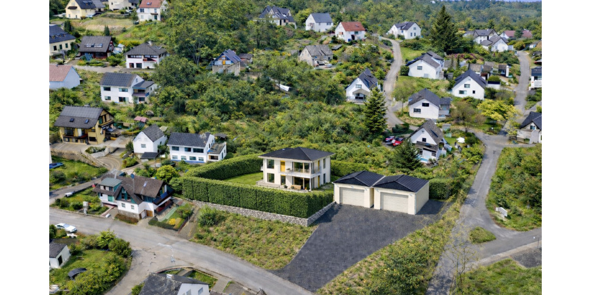 Mehrfamilienhaus, Wohnhaus Altena Evingsen - 6 Zimmer, 179 m&sup2;, 941.000&euro; | Angebot:26171113