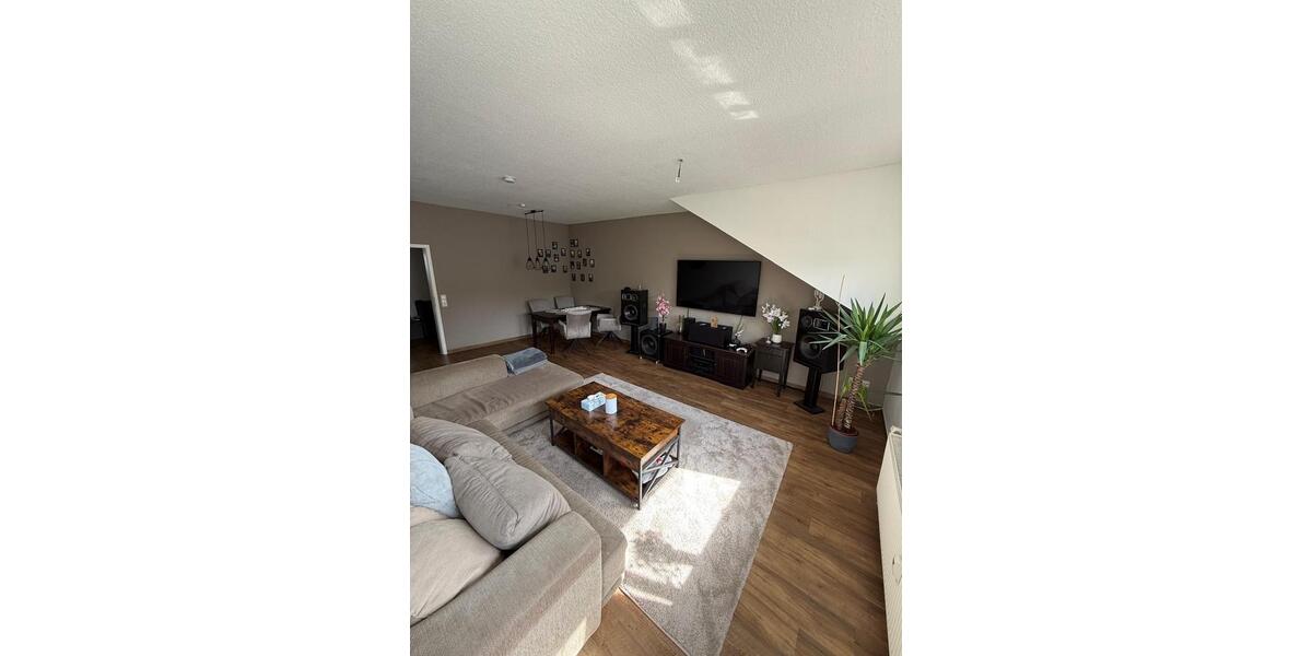 Dachgeschoßwohnung Iserlohn Grüne - 3 Zimmer, 77 m&sup2;, 155.000&euro; | Angebot:26889940