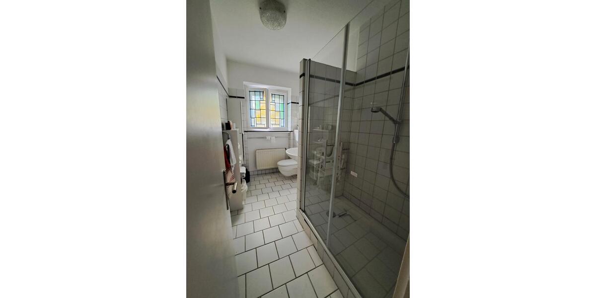 Villa Altena - 9 Zimmer, 200 m&sup2;, 385.000&euro; | Angebot:26194865