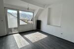Dachgeschoßwohnung Attendorn - 3 Zimmer, 83 m&sup2;, 725&euro; | Angebot:26297024