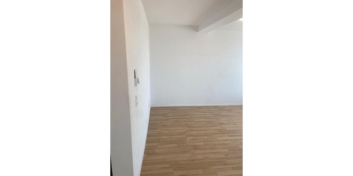 Dachgeschoßwohnung Lüdenscheid Staberg - 3 Zimmer, 75 m&sup2;, 480&euro; | Angebot:26633196