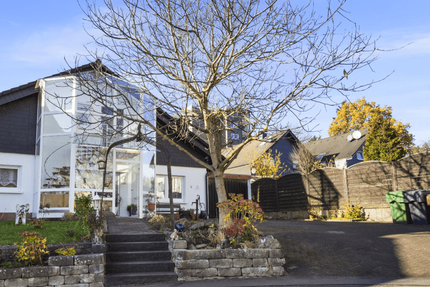 Haus Bergneustadt - 7 Zimmer, 350 m&sup2;, 490.000&euro; | Angebot:24976566