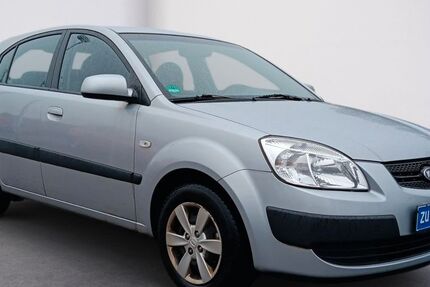 Kia Rio 158.420 km 1.999 &euro; Olpe 57462