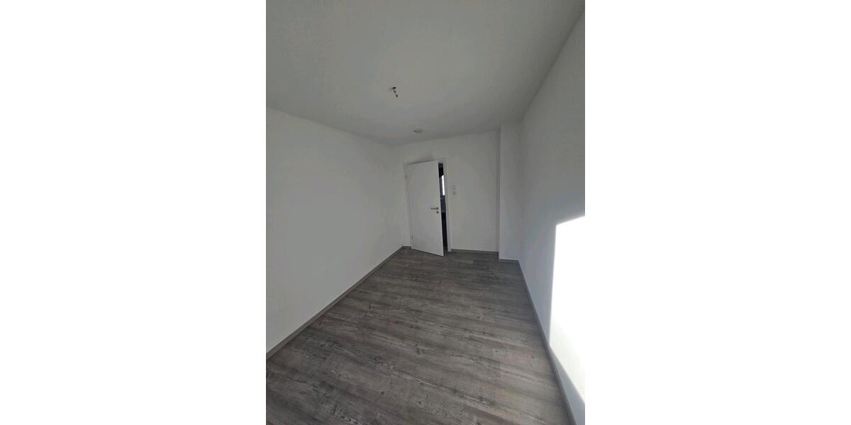 Etagenwohnung Lüdenscheid Othlinghausen - 4 Zimmer, 75 m&sup2;, 590&euro; | Angebot:25525467