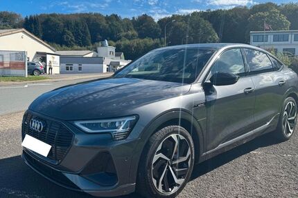 Audi e-tron 38.000 km 32.100 &euro; Halver 58553