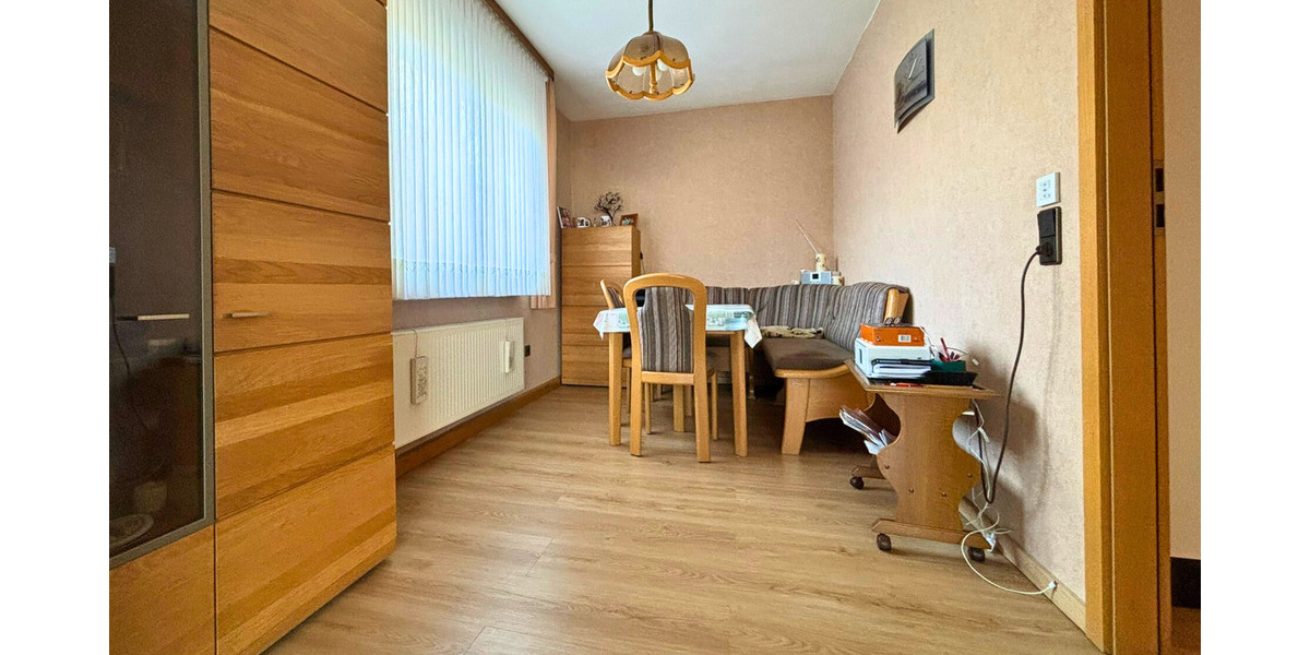 Etagenwohnung Neuenrade Küntrop - 5 Zimmer, 100 m&sup2;, 820&euro; | Angebot:26230881