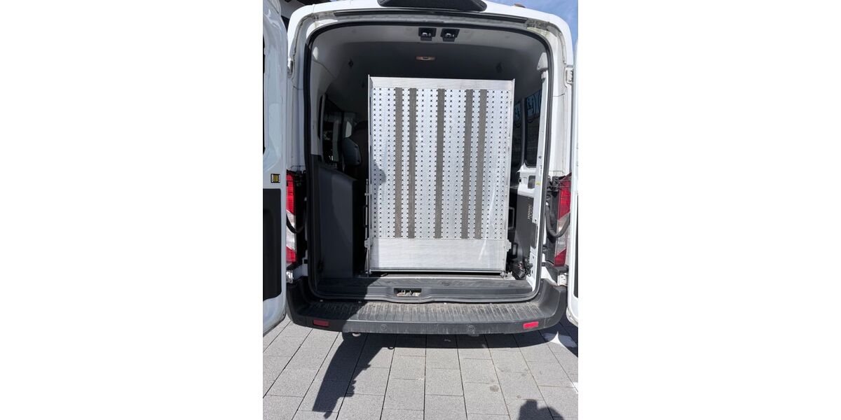 Ford Transit 195.000 km 11.999 &euro; Reichshof 51580
