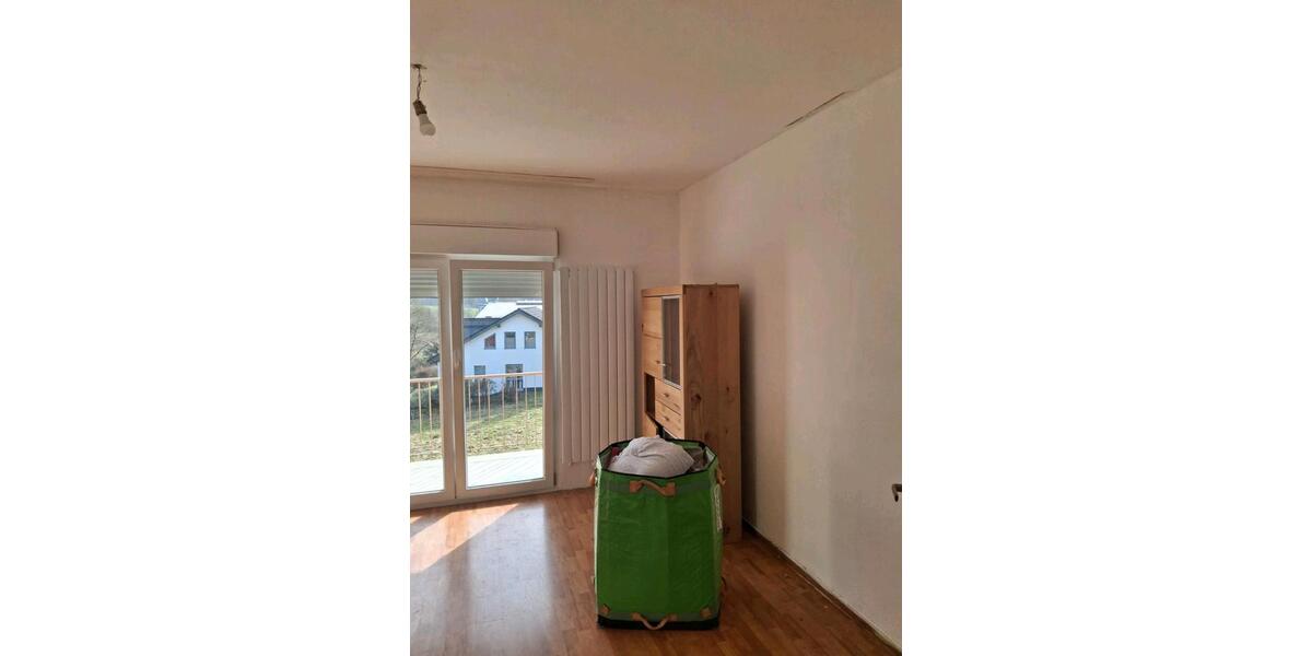 Etagenwohnung Gummersbach Berstig Süd - 2 Zimmer, 70 m&sup2;, 600&euro; | Angebot:25404181