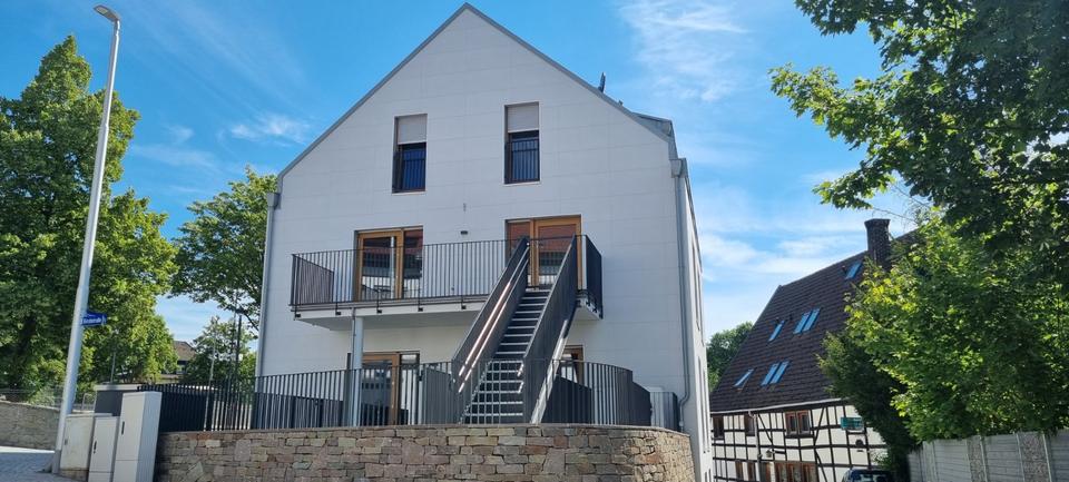 Dachgeschoßwohnung Iserlohn Letmathe - 2 Zimmer, 80 m&sup2;, 850&euro; | Angebot:24811479