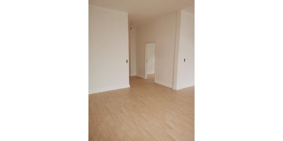 Etagenwohnung Iserlohn - 5 Zimmer, 160 m&sup2;, 990&euro; | Angebot:25852011