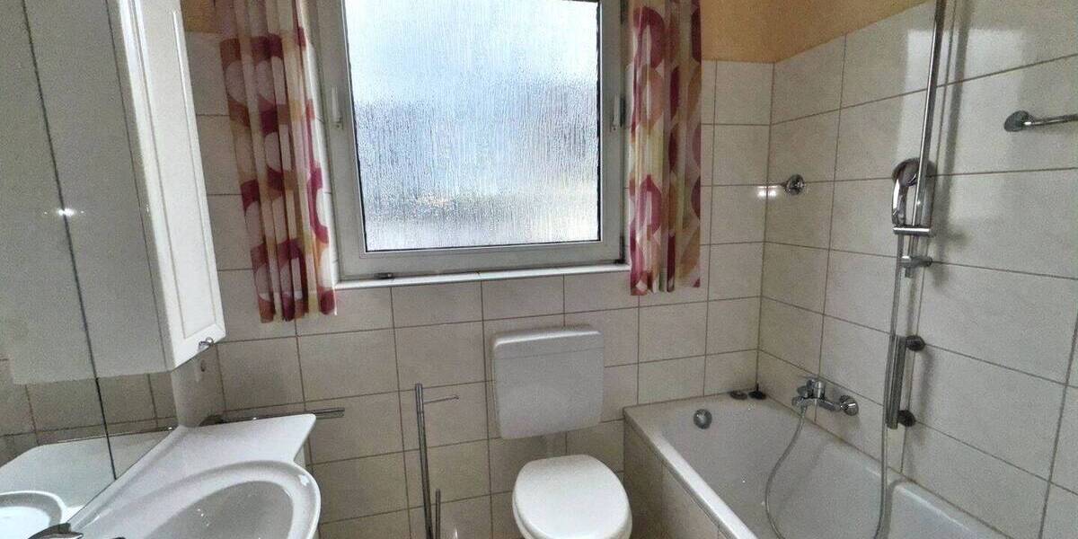 Mehrfamilienhaus, Wohnhaus Schwelm - 8 Zimmer, 232 m&sup2;, 487.000&euro; | Angebot:26787486