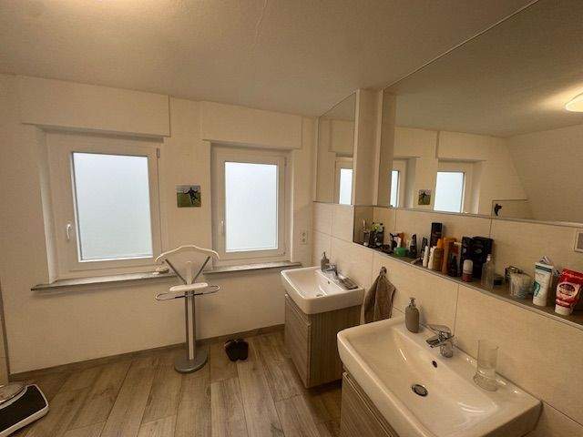 Einfamilienhaus Altena - 8 Zimmer, 170 m&sup2;, 299.900&euro; | Angebot:25685546