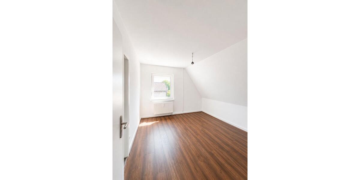 Dachgeschoßwohnung Hagen Hagen-Mitte - 2 Zimmer, 35 m&sup2;, 330&euro; | Angebot:26690796