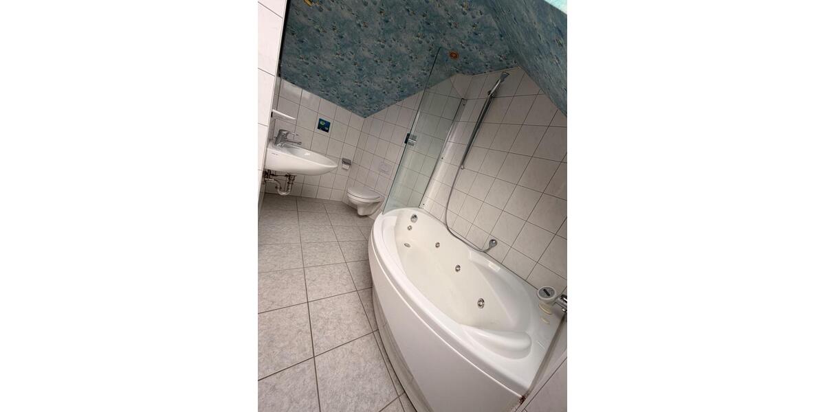 Mehrfamilienhaus, Wohnhaus Hemer - 8 Zimmer, 230 m&sup2;, 330.000&euro; | Angebot:27083333