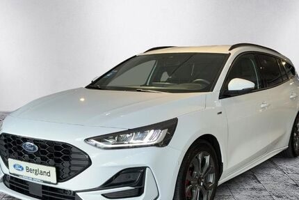 Ford Focus 13.400 km 25.980 &euro; Bergneustadt 51702