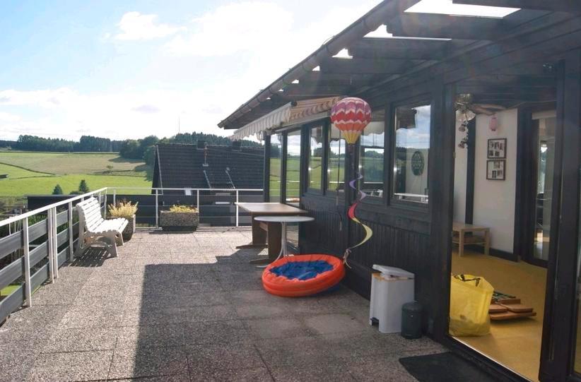 Mehrfamilienhaus, Wohnhaus Reichshof - 6 Zimmer, 200 m&sup2;, 330.000&euro; | Angebot:25161756