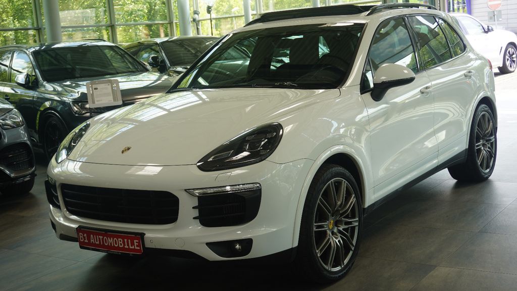 Porsche Cayenne 71.000 km 41.991 &euro; Olpe 57462