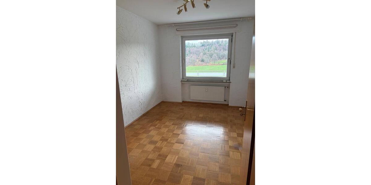 Etagenwohnung Lüdenscheid Augustenthal - 4.5 Zimmer, 106 m&sup2;, 1.150&euro; | Angebot:24801812