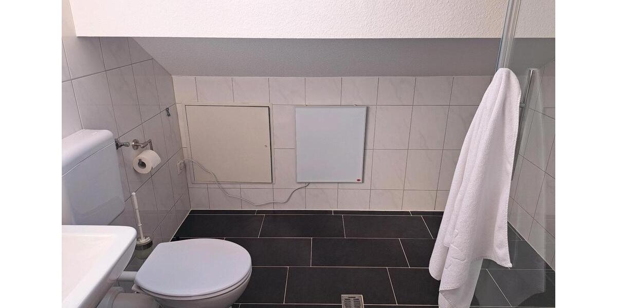 Doppelhaushälfte Neuenrade - 4 Zimmer, 156 m&sup2;, 245.000&euro; | Angebot:26907946