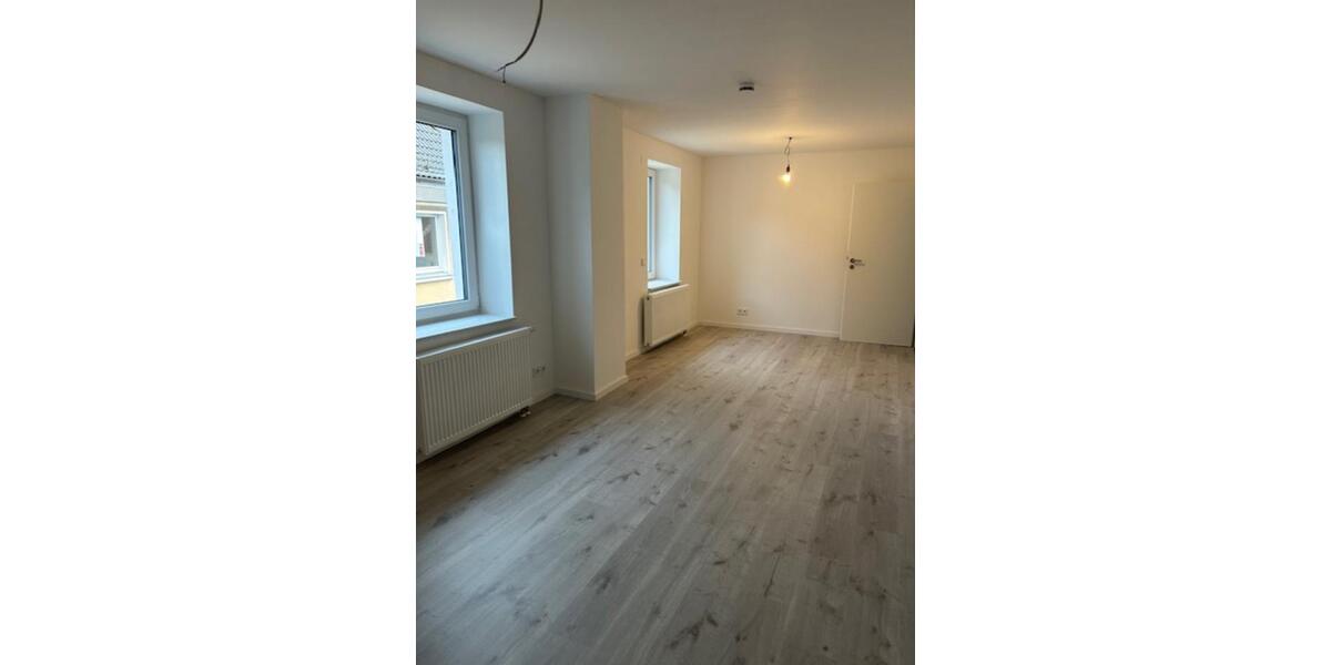Etagenwohnung Plettenberg - 3 Zimmer, 90 m&sup2;, 660&euro; | Angebot:25547496