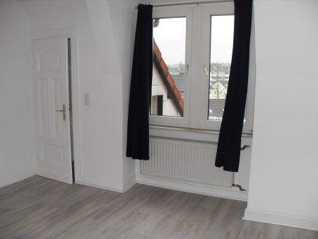 Etagenwohnung Lüdenscheid Grünewald - 3 Zimmer, 90 m&sup2;, 570&euro; | Angebot:25697115