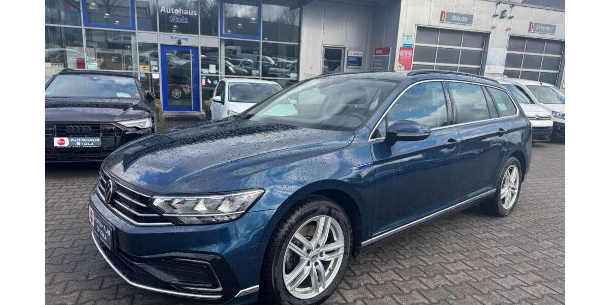 VW Passat 82.137 km 19.499 &euro; Wipperfürth 51688