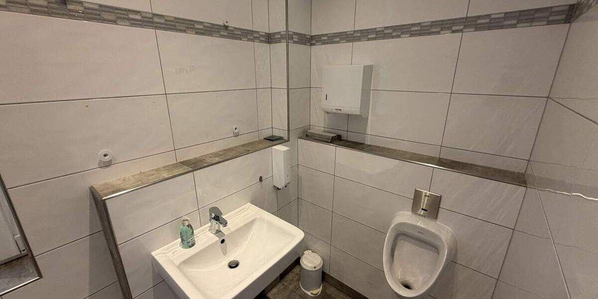 Gewerbeobjekt Hagen Hochschulviertel - 7 Zimmer, 243 m&sup2;, 2.900&euro; | Angebot:25675679