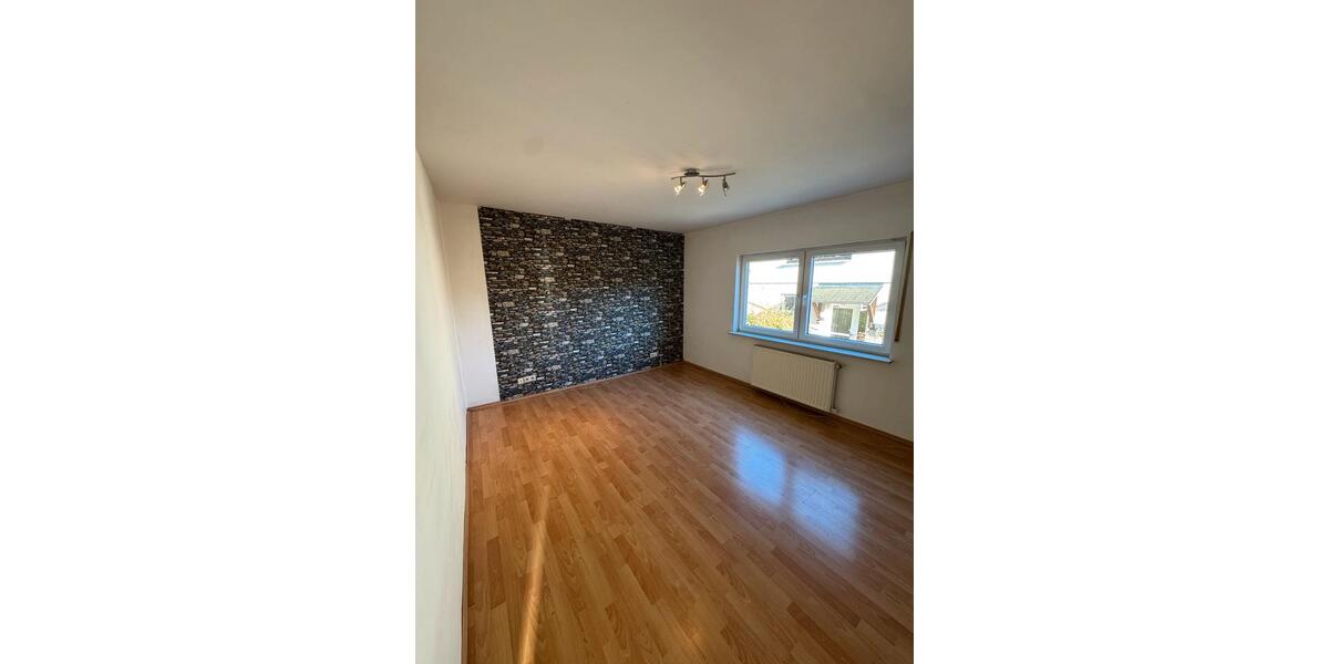 Doppelhaushälfte Reichshof - 4 Zimmer, 96 m&sup2;, 230.000&euro; | Angebot:26766501