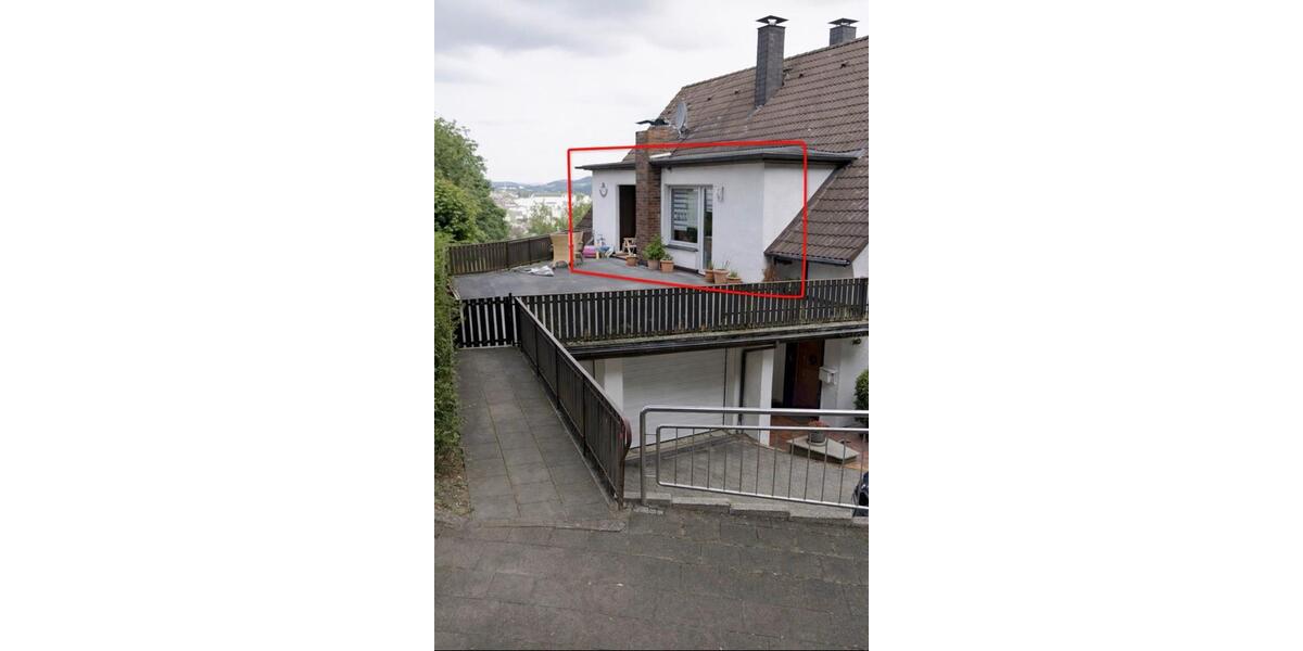Etagenwohnung Iserlohn - 3 Zimmer, 135 m&sup2;, 1.100&euro; | Angebot:26025030