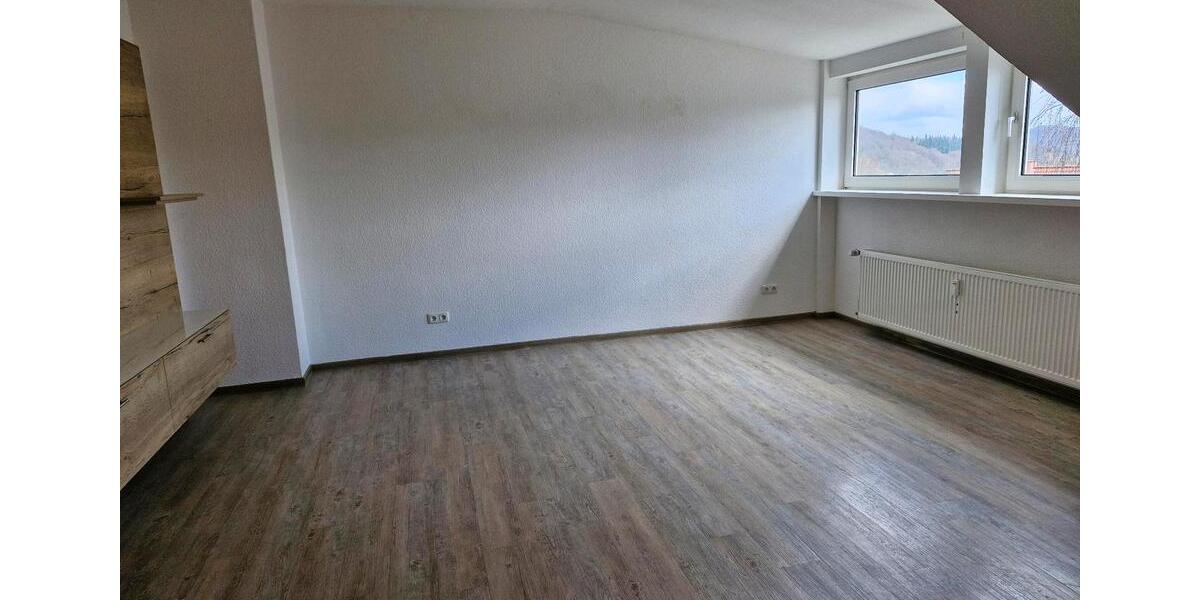 Dachgeschoßwohnung Hemer - 3 Zimmer, 81 m&sup2;, 700&euro; | Angebot:25956708