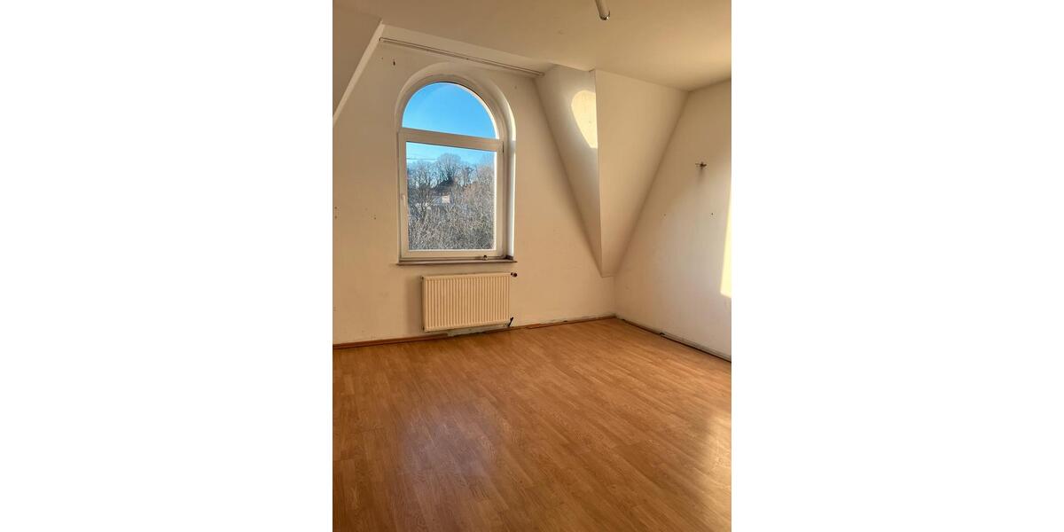 Maisonettenwohnung Hagen Hagen-Nord - 5.5 Zimmer, 150 m&sup2;, 1.000&euro; | Angebot:25353905