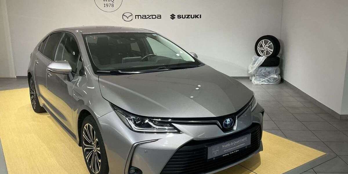 Toyota Corolla 61.300 km 18.490 &euro; Gummersbach 51645