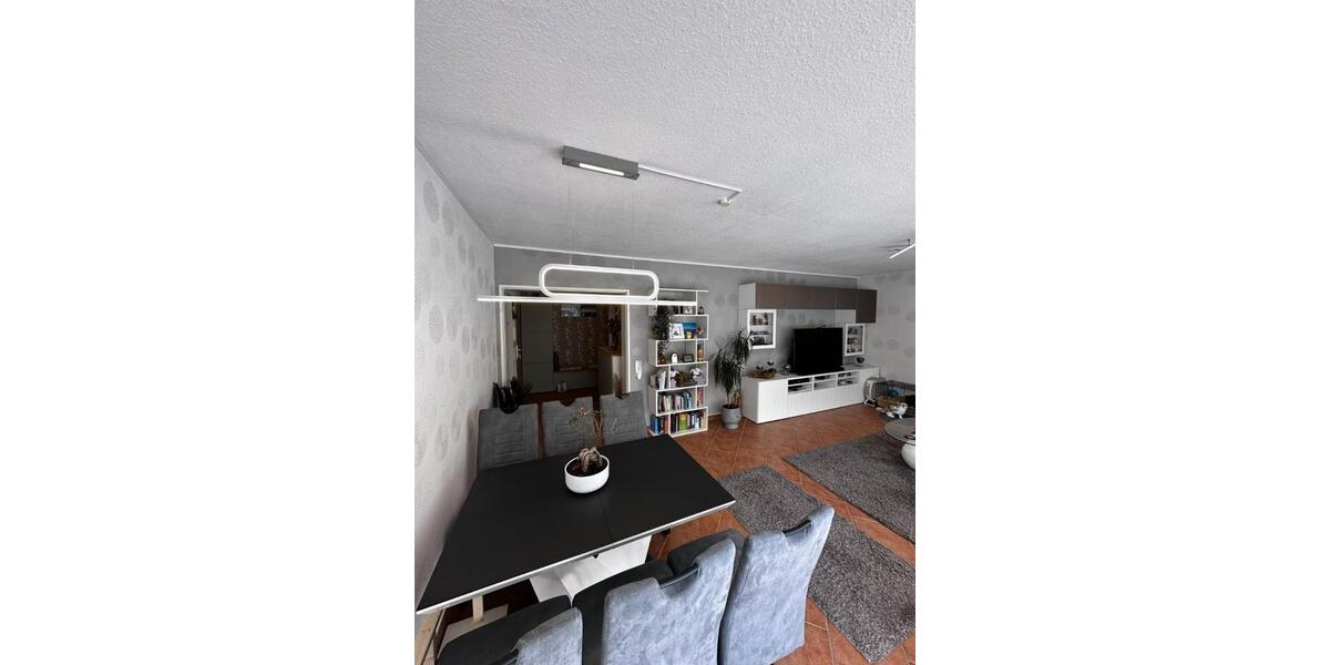 Etagenwohnung Lüdenscheid Staberg - 3 Zimmer, 84 m&sup2;, 210.000&euro; | Angebot:26423520