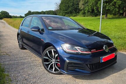 VW Golf 93.000 km 20.700 &euro; Hemer 58675