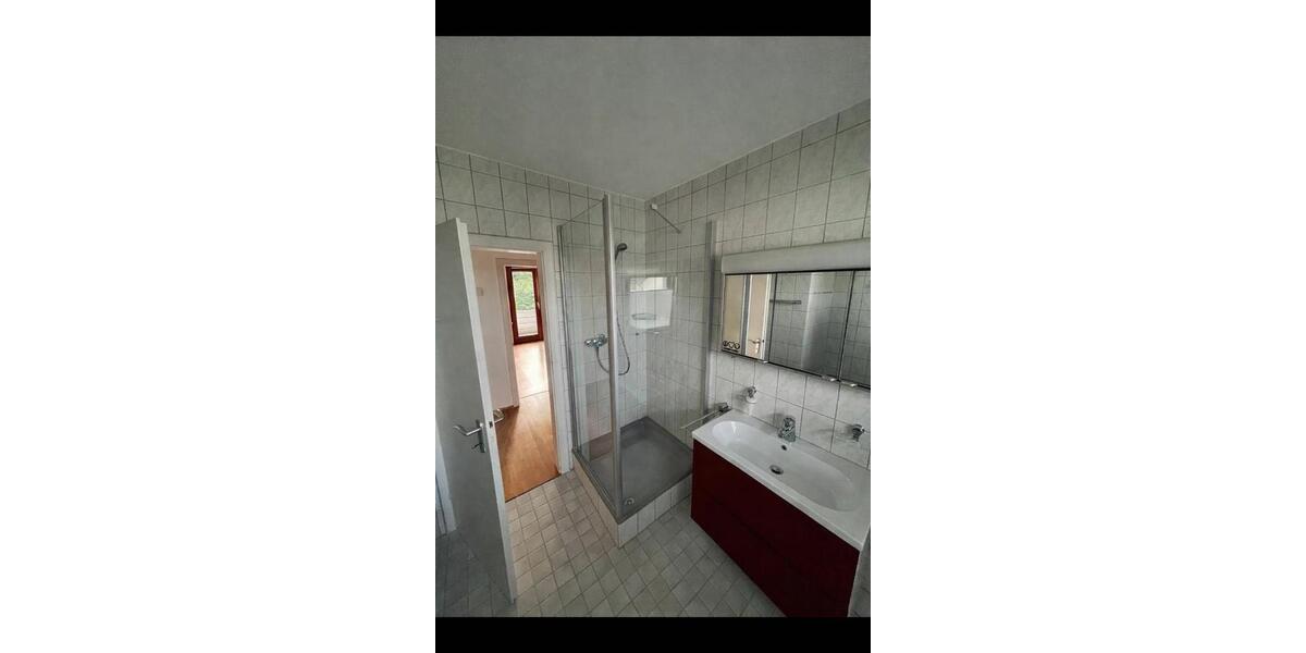 Maisonettenwohnung Lüdenscheid Staberg - 6 Zimmer, 160 m&sup2;, 1.250&euro; | Angebot:26026042