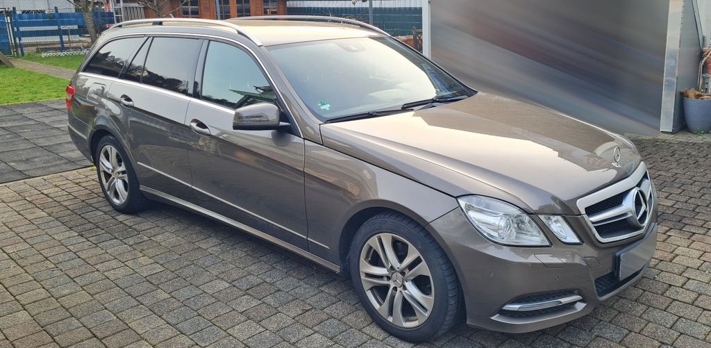 Mercedes-Benz E 250 240.775 km 6.400 &euro; Gummersbach 51766
