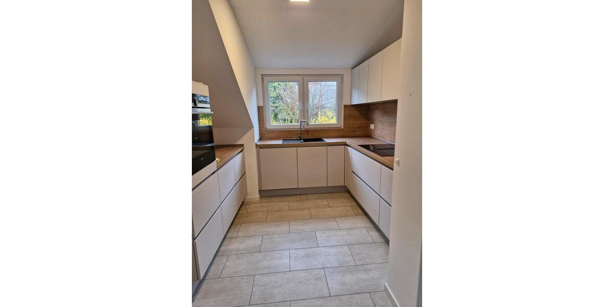 Dachgeschoßwohnung Hemer - 3 Zimmer, 81 m&sup2;, 700&euro; | Angebot:25956708