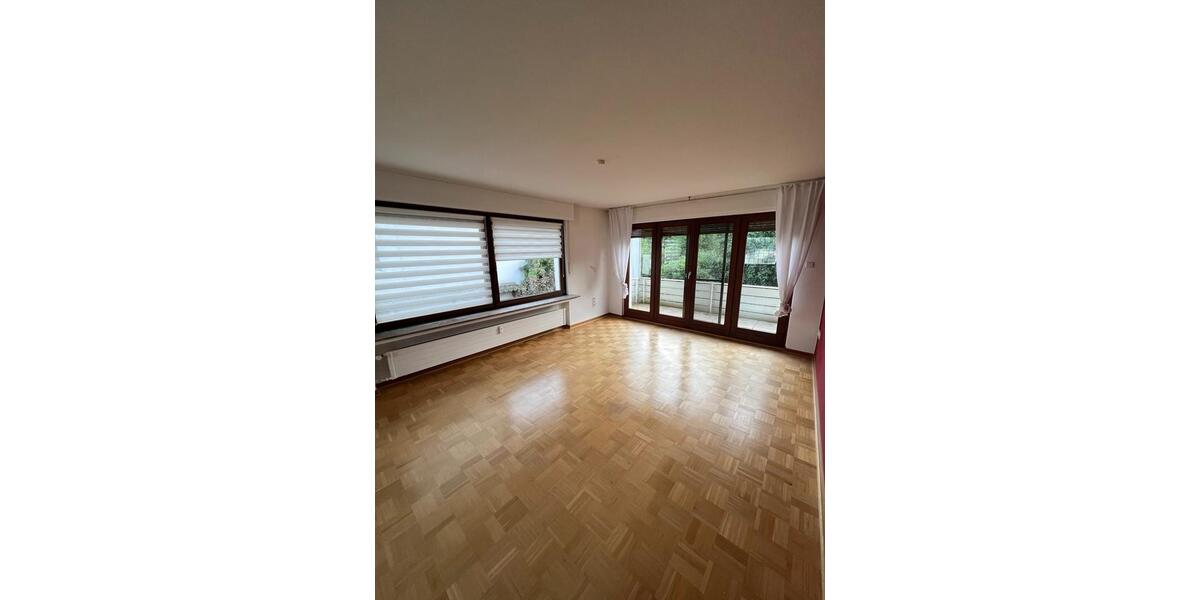 Maisonettenwohnung Lüdenscheid Staberg - 6 Zimmer, 160 m&sup2;, 1.250&euro; | Angebot:26026042