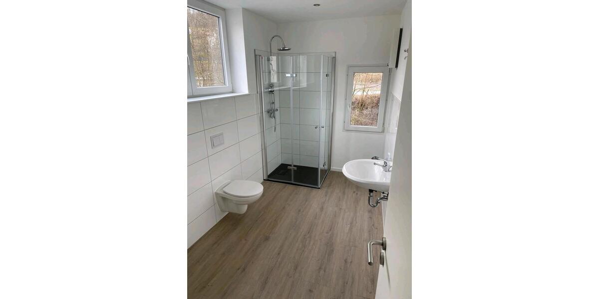 Einfamilienhaus Lüdenscheid Brügge - 10 Zimmer, 320 m&sup2;, 300.000&euro; | Angebot:26068403