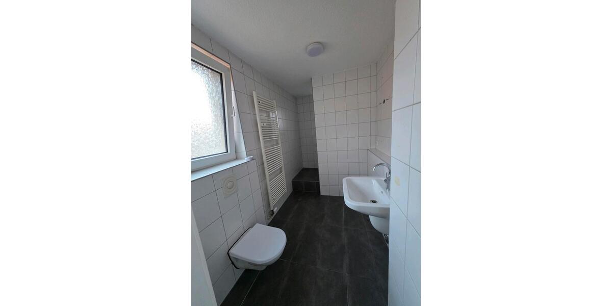 Etagenwohnung Ennepetal - 2 Zimmer, 65 m&sup2;, 500&euro; | Angebot:25363551